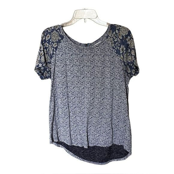 Lucky Brand Tops - Lucky Brand Blue Floral Short Sleeve T Shirt Top Back Zipper Detail Size Medium